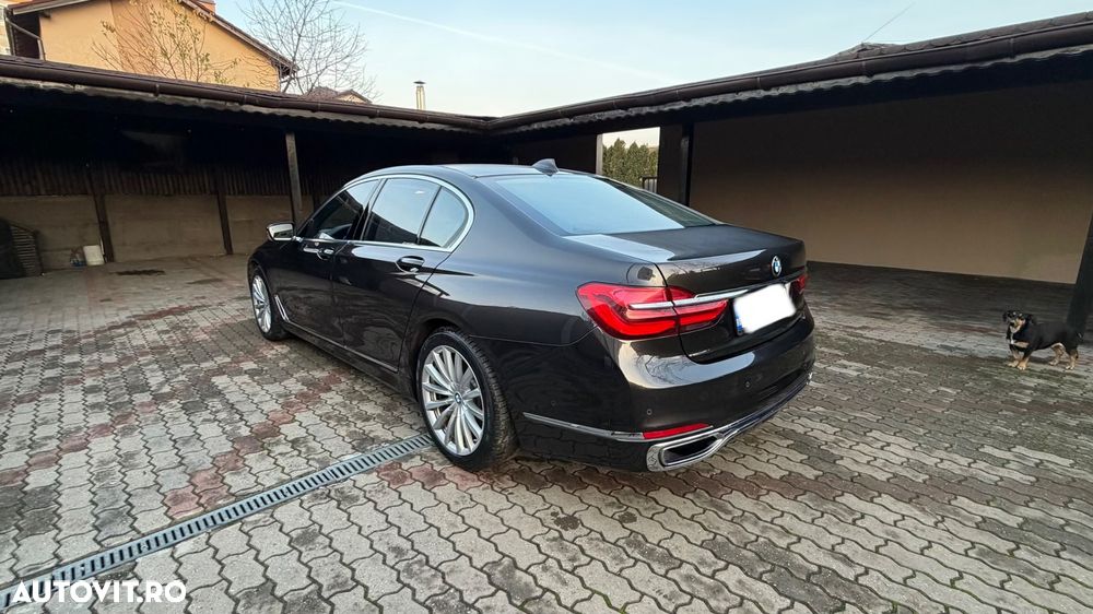 BMW Seria 7 740d xDrive - 3