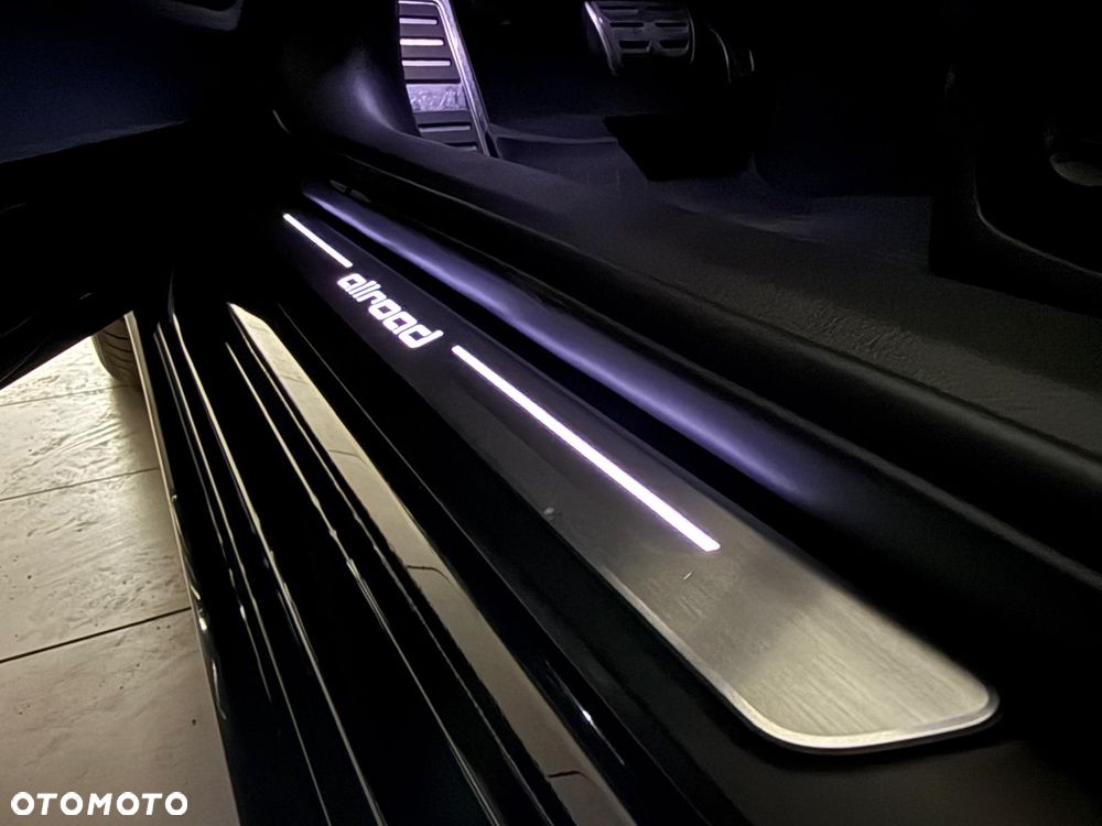 Audi A6 Allroad - 11