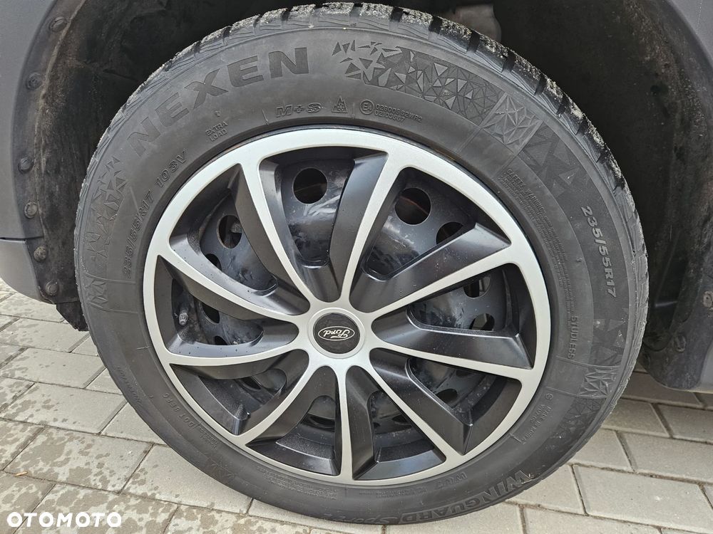 Ford Kuga 2.0 TDCi 4x4 Titanium - 37