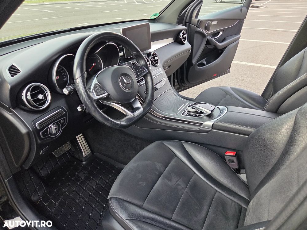 Mercedes-Benz GLC 220 d 4MATIC 9G-TRONIC AMG Line - 23