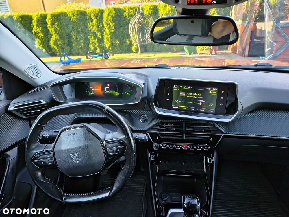 Peugeot 2008 - 7