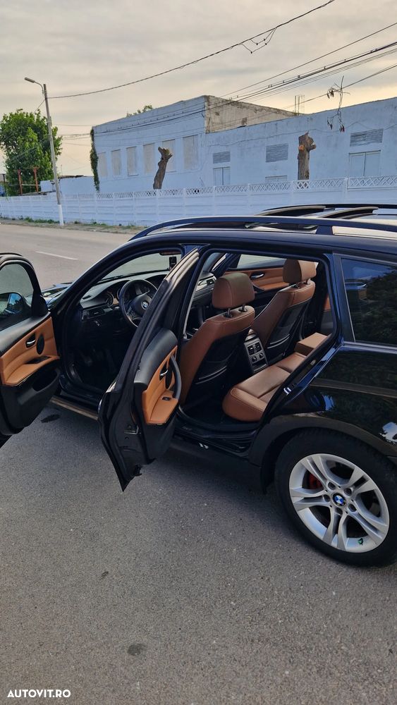 BMW Seria 3 320d - 10