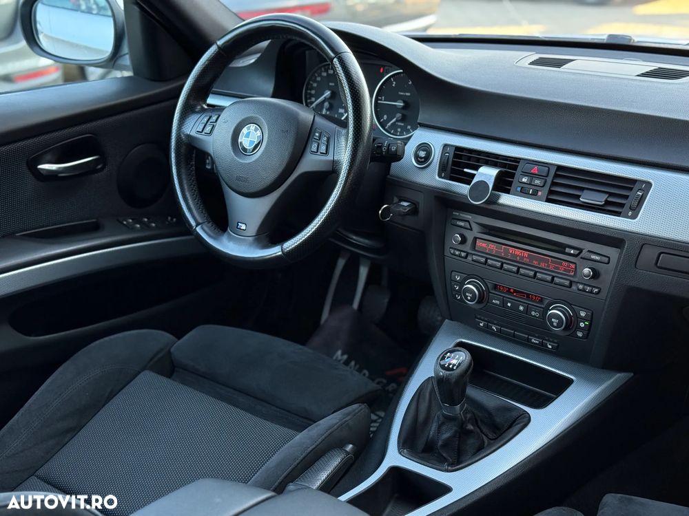 BMW Seria 3 318d - 17