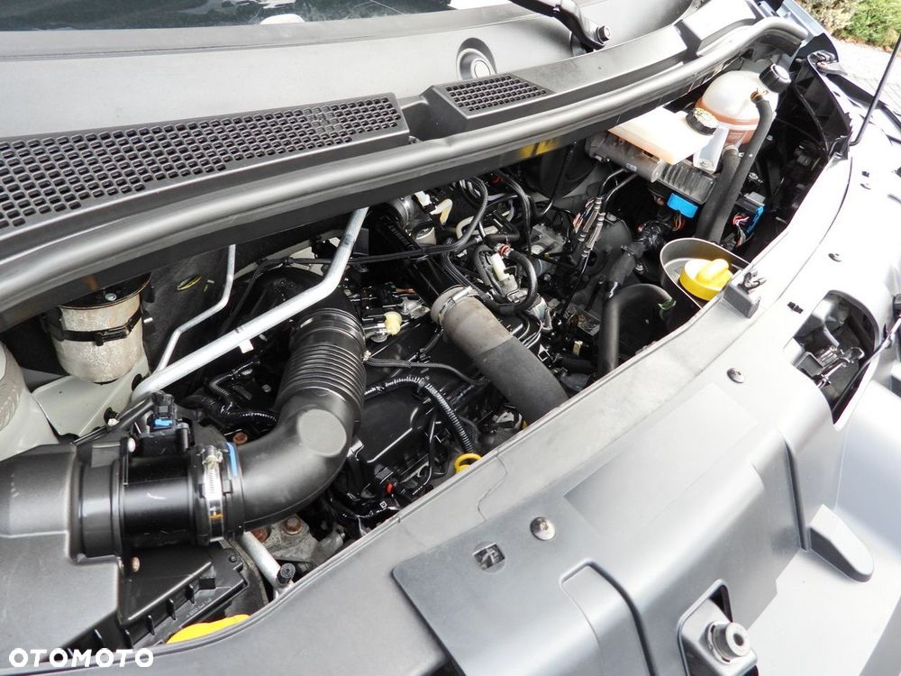 Renault MASTER PLANDEKA 10 PALET WEBASTO TEMPOMAT LEDY PNEUMATYKA KLIMATYZACJA  165KM - 27