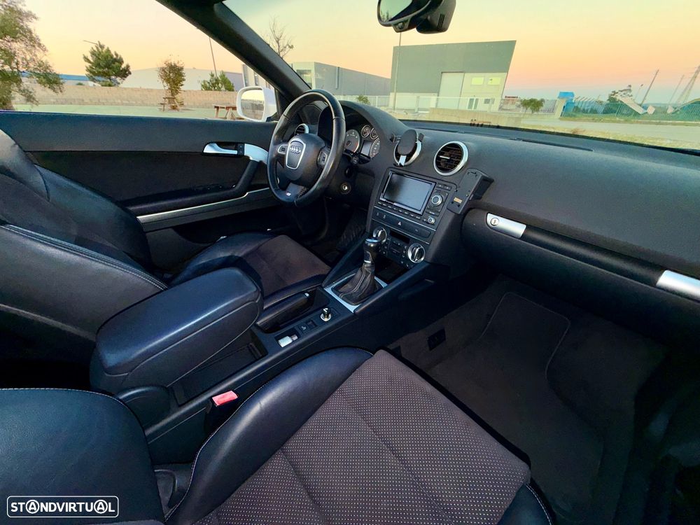 Audi A3 Cabrio 2.0 TDi S-line - 8