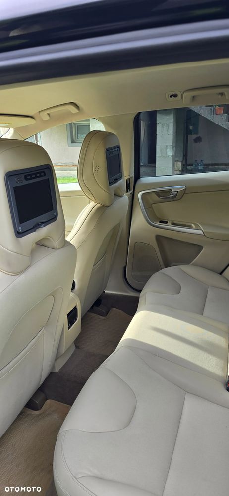 Volvo XC 60 - 12