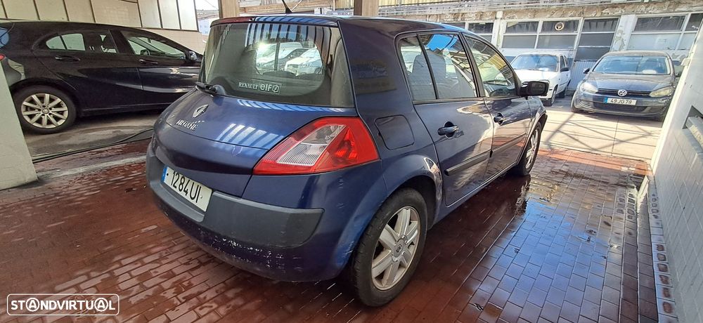 Renault Mégane 1.5 dCi Confort Authentique - 12