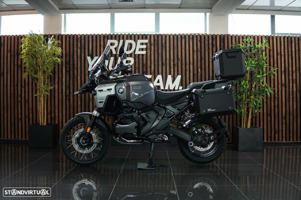 BMW R 1300 GS Adventure TRIPLE BLACK AUTOMATICA - 1
