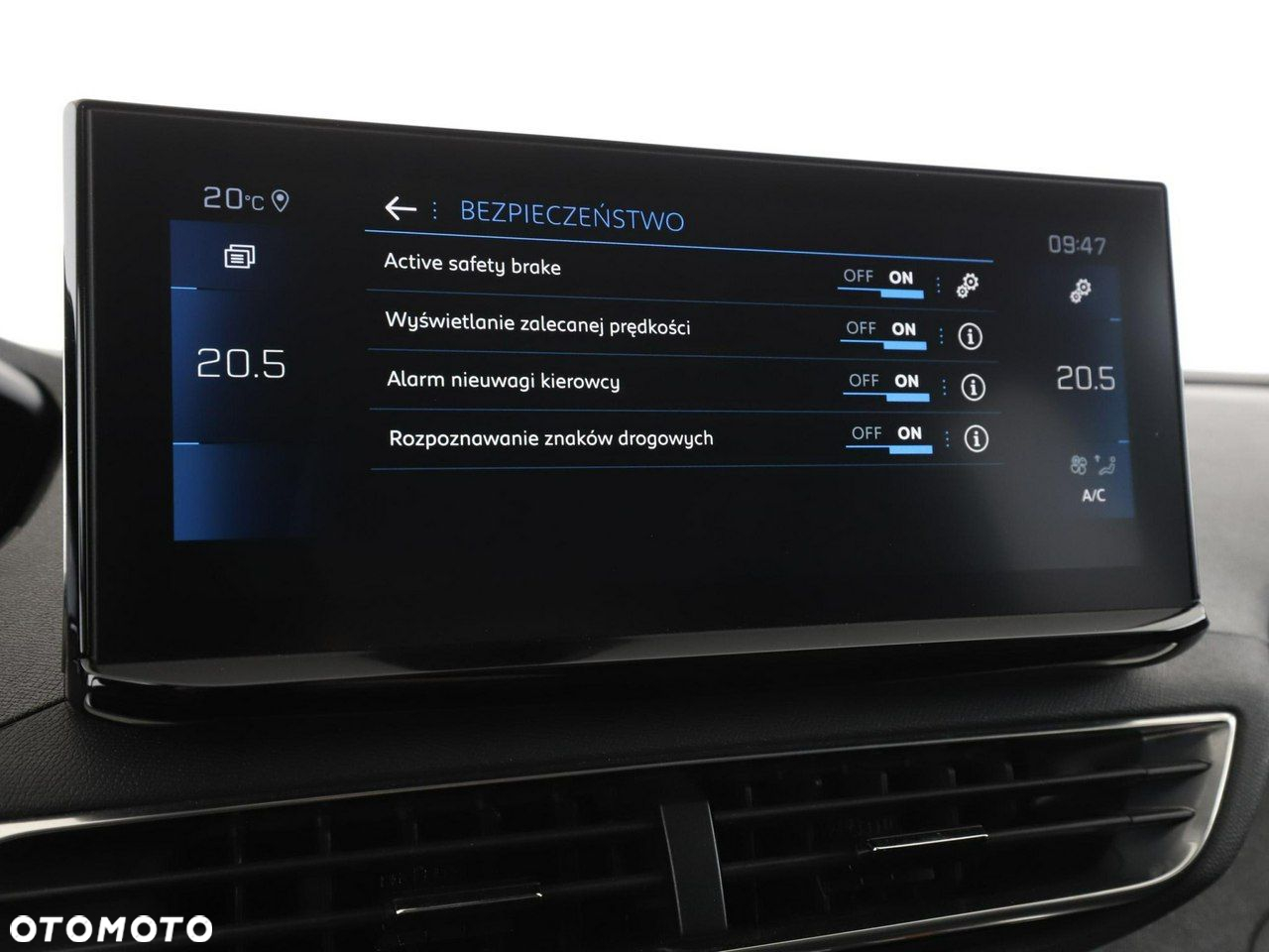 Peugeot 3008 PureTech 130 Stop & Start GPF EAT8 Allure Pack - 27