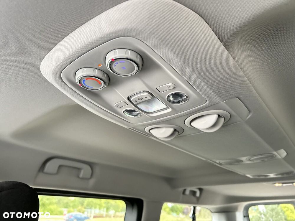 Toyota Proace Verso - 26