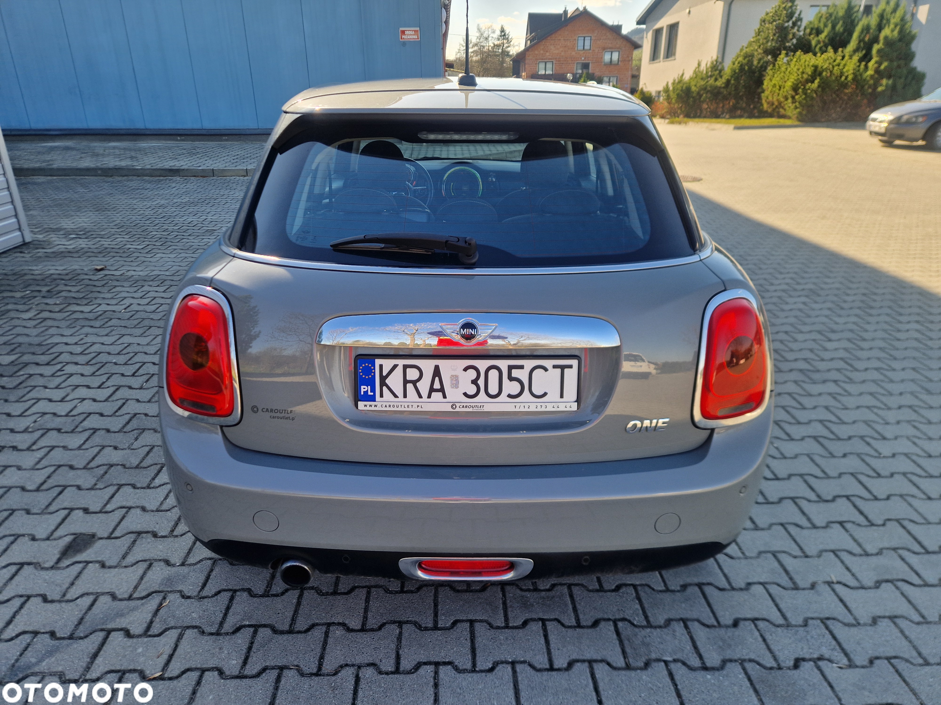 MINI ONE Standard - 9