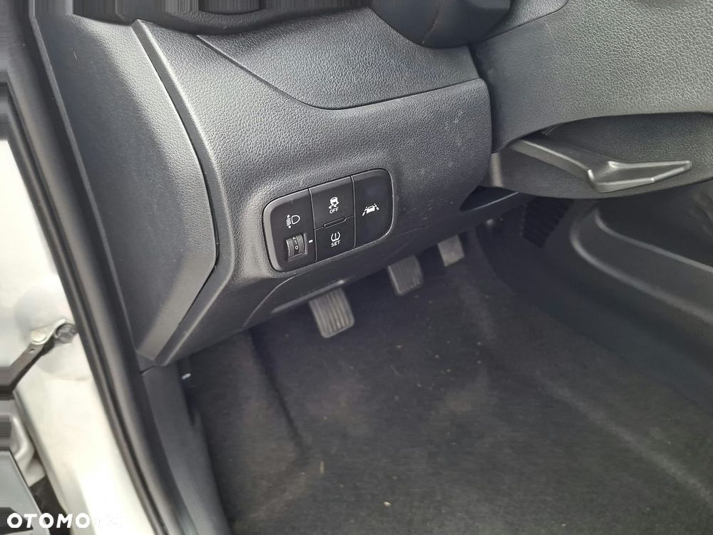 Hyundai i10 - 16