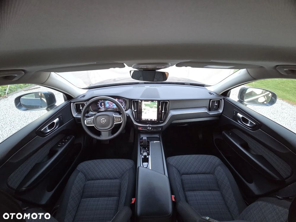 Volvo XC 60 B4 D Core - 27