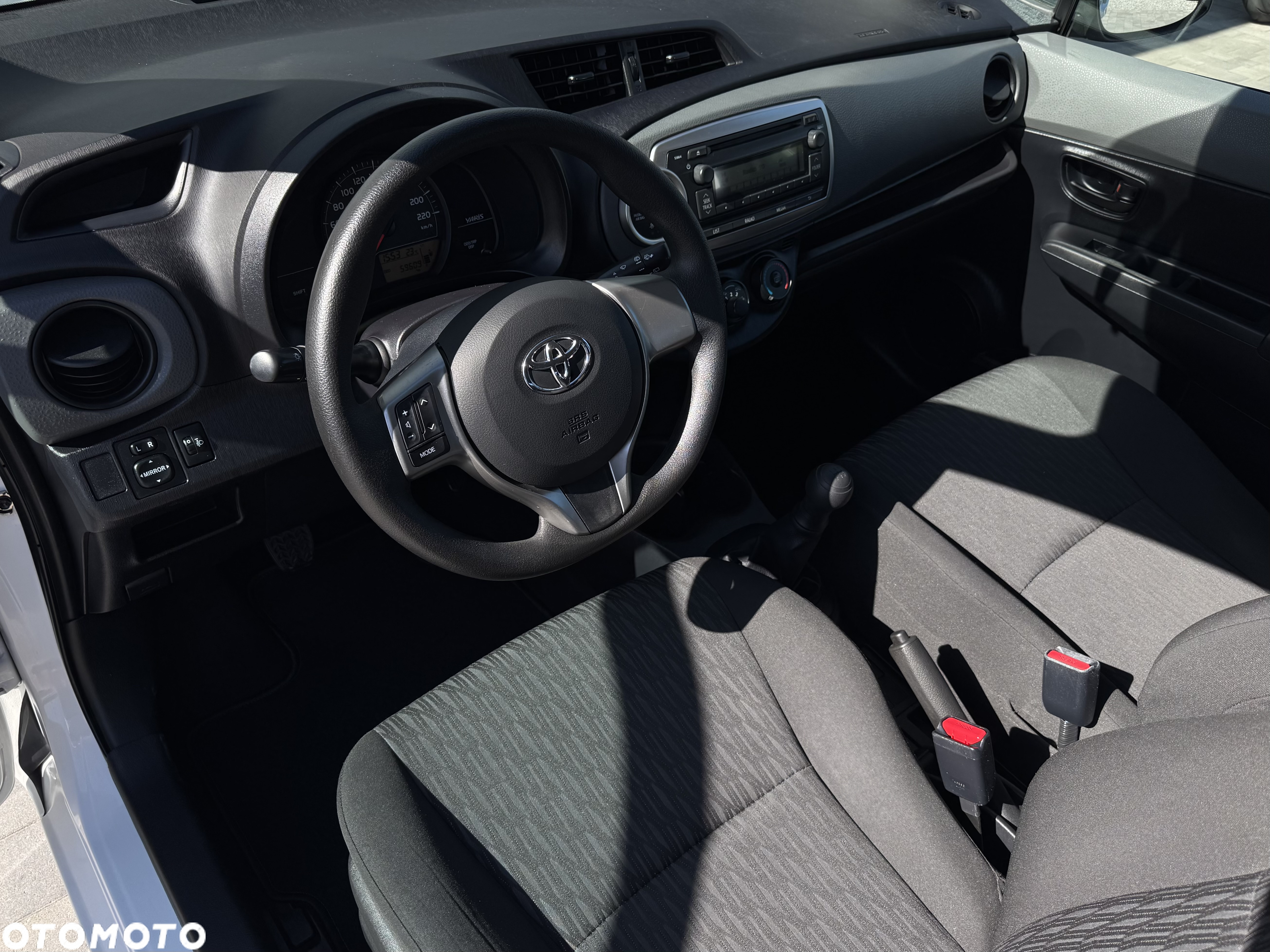 Toyota Yaris 1.0 VVT-i Cool - 14