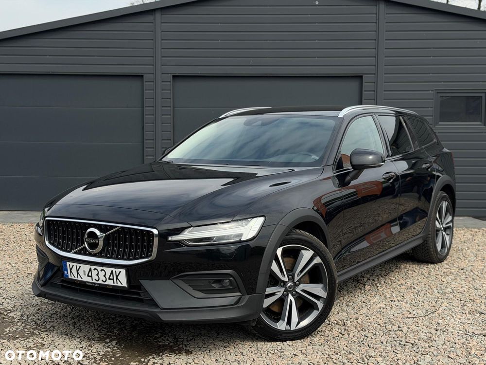 Volvo V60 Cross Country B4 D AWD Geartronic Pro - 4