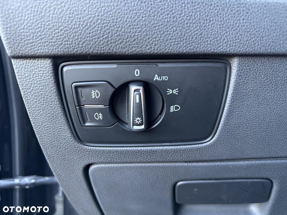 Volkswagen Passat - 22