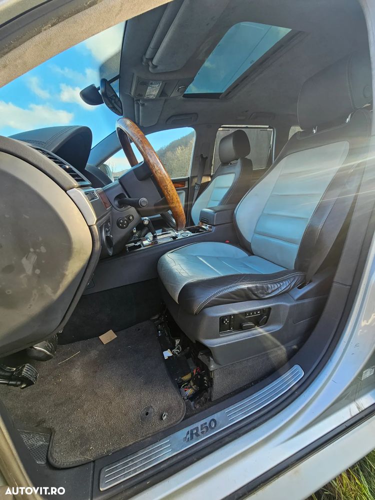 Volkswagen Touareg - 5