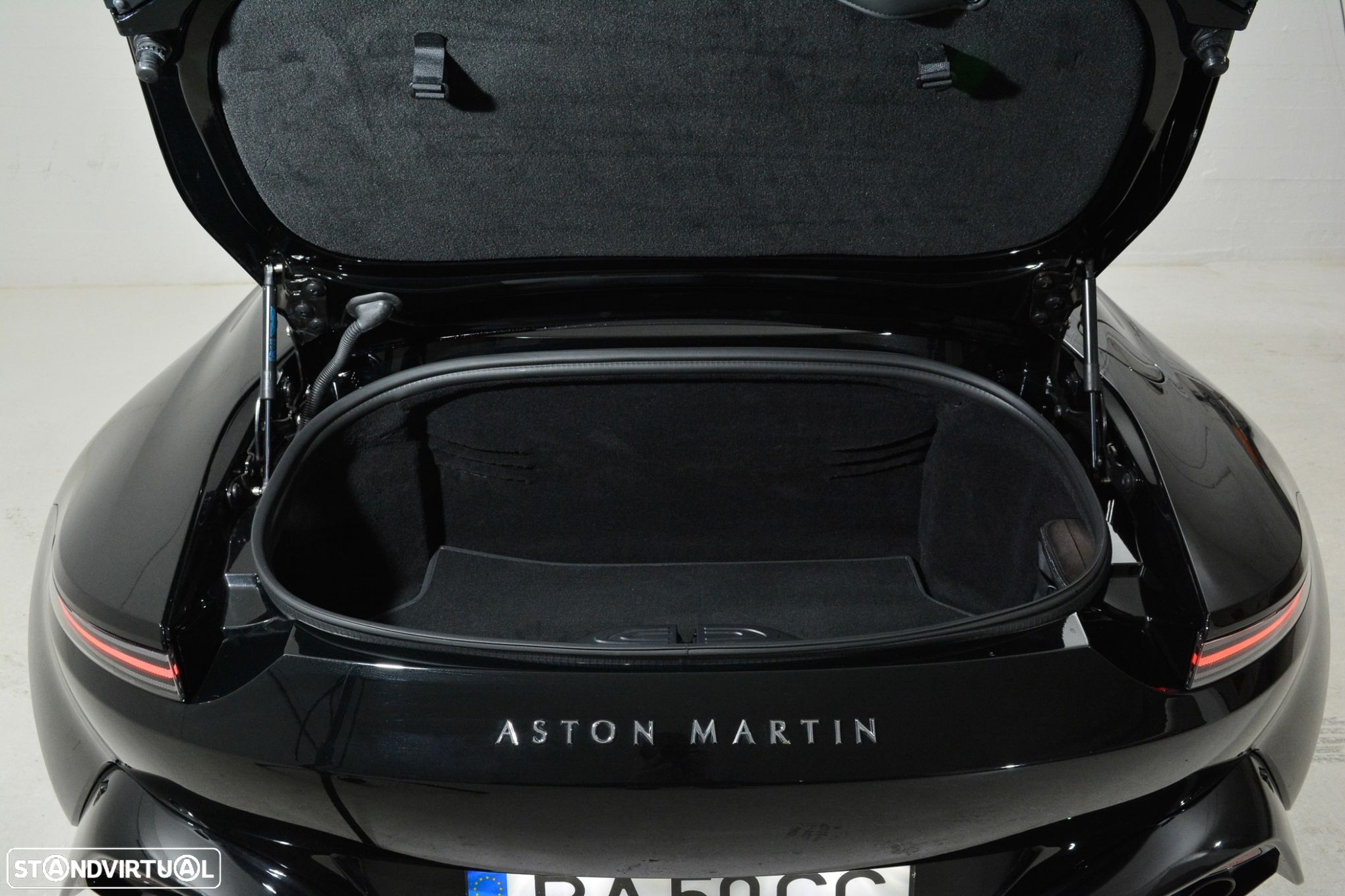 Aston Martin Vantage Roadster V8 F1 Edition - 22
