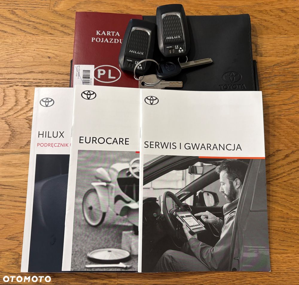 Toyota Hilux 2.8 D-4D Double Cab SR5+ 4x4 - 28