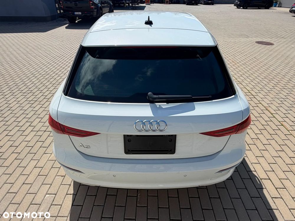 Audi A3 Sportback - 4