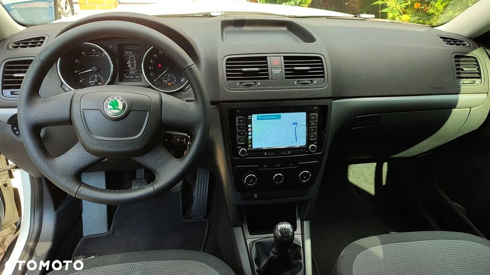 Skoda Yeti 1.4 TSI Elegance PLUS EDITION - 24