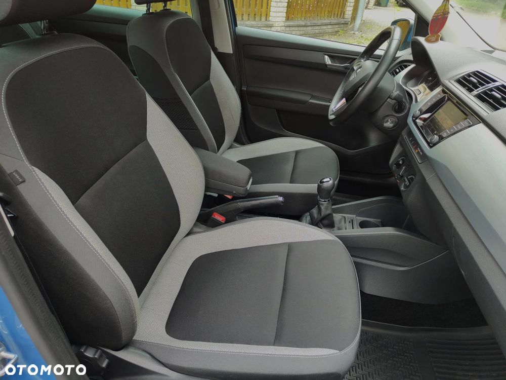 Skoda Fabia 1.2 TSI Cool Edition Red & Grey - 27