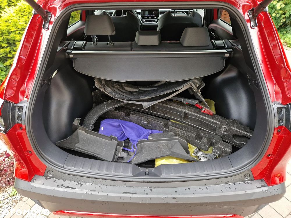Toyota Corolla Cross 1.8 Hybrid Tour de Pologne - 38
