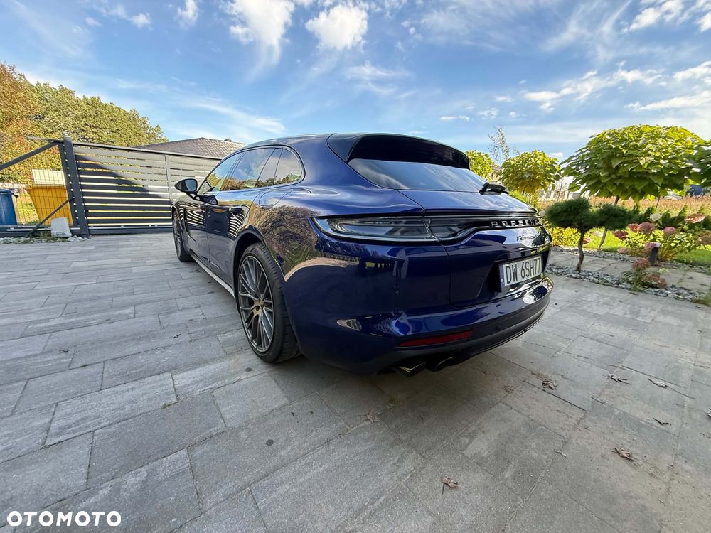 Porsche Panamera 4 Platinum Edition - 4