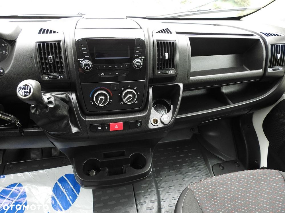 Peugeot BOXER FURGON CHŁODNIA  -5*C DWIE KOMORY  TEMPOMAT KLIMATYZACJA  120KM - 36