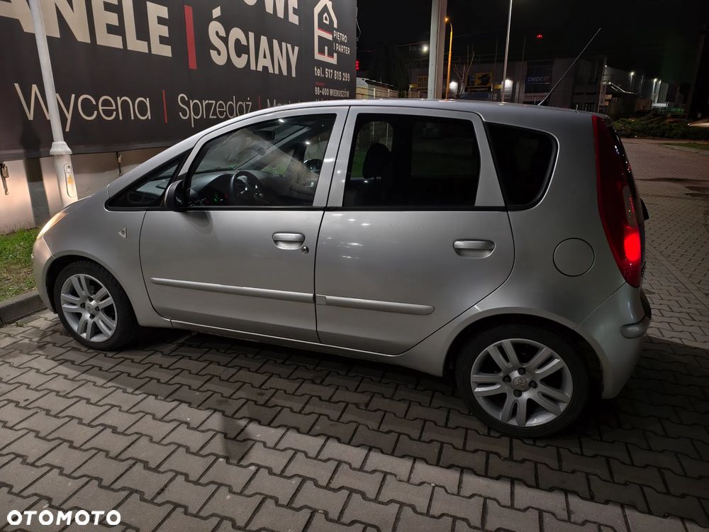 Mitsubishi Colt 1.5 Invite - 6