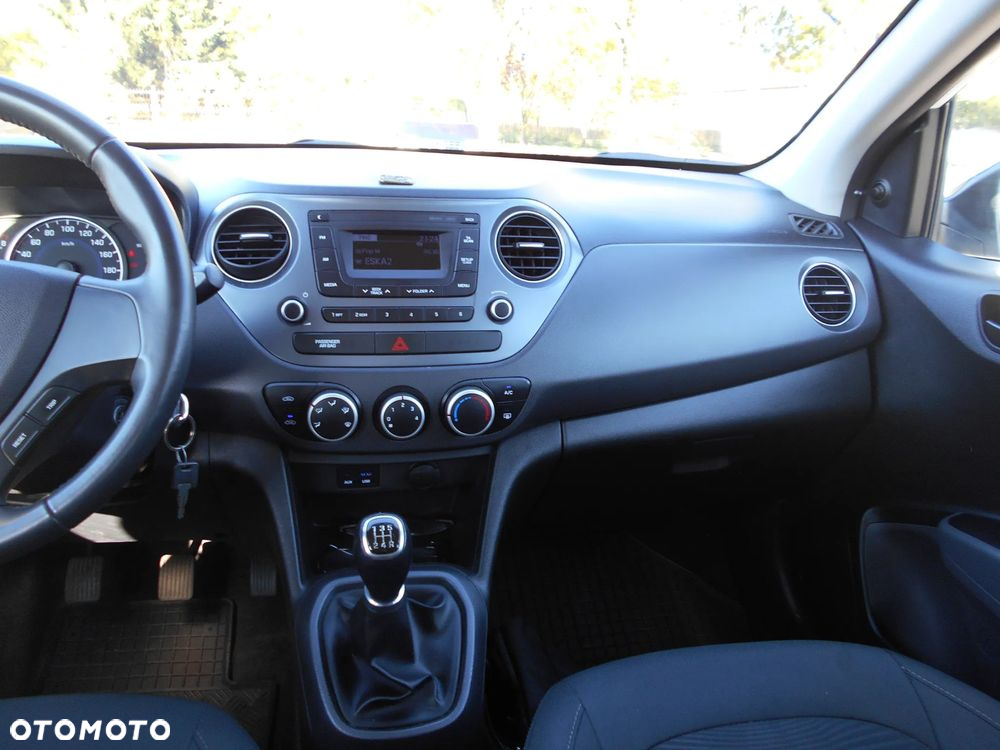 Hyundai i10 - 12