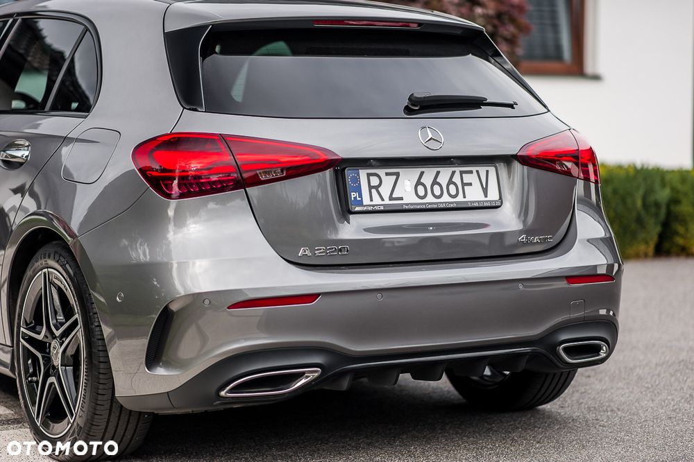Mercedes-Benz Klasa A 220 4-Matic AMG Line 8G-DCT - 33