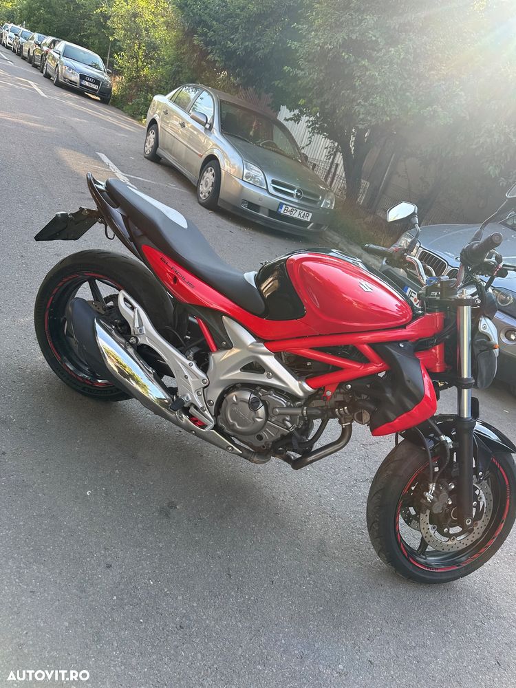 Suzuki Gladius - 4
