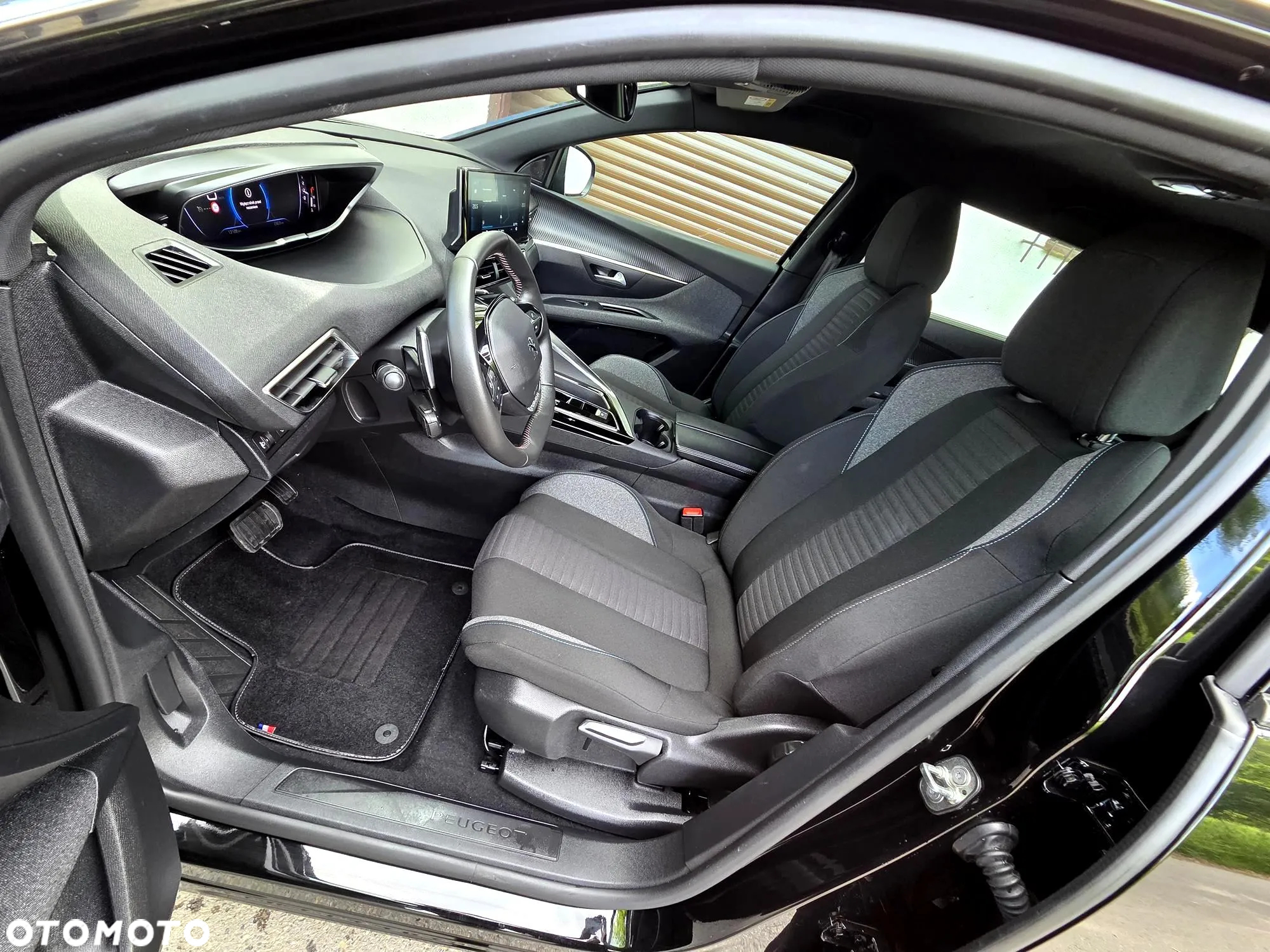Peugeot 5008 1.2 PureTech Road Trip S&S EAT8 - 6