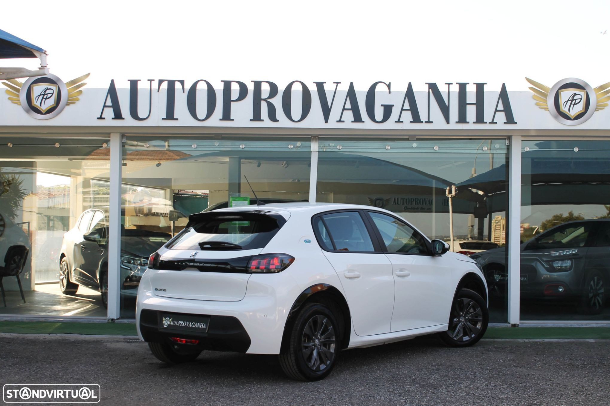 Peugeot 208 Elektromotor 136 Business - 33