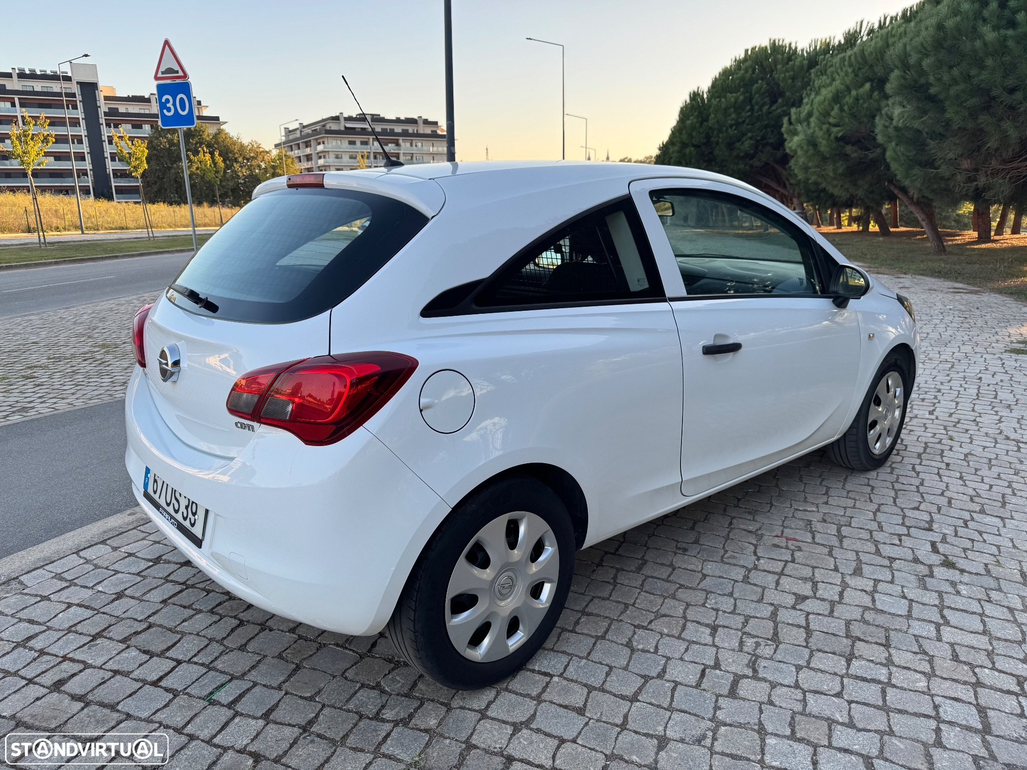 Opel Corsa - 18