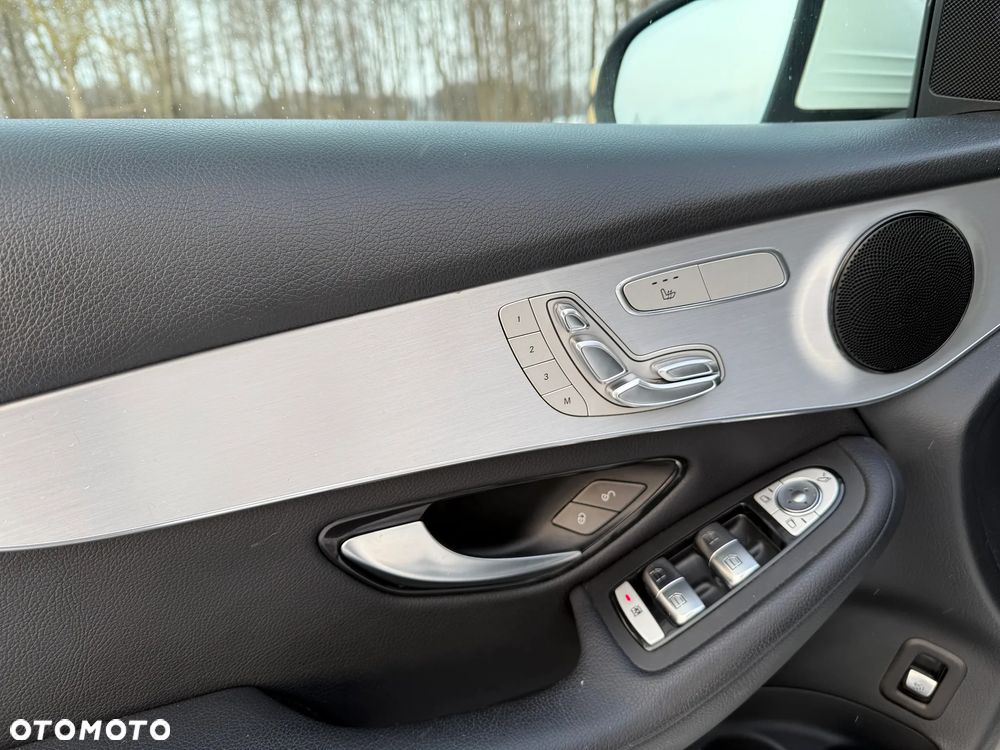 Mercedes-Benz GLC - 13