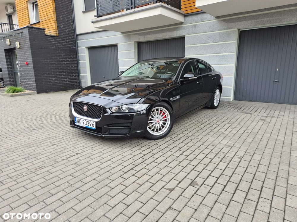 Jaguar XE 2.0 D Pure - 1