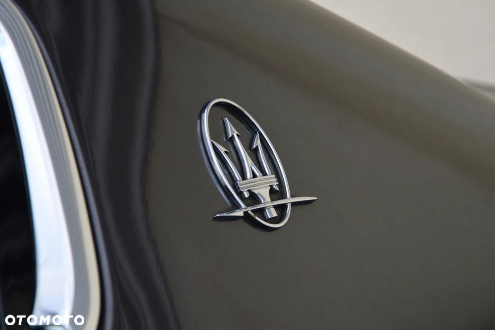 Maserati Ghibli Automatik - 12