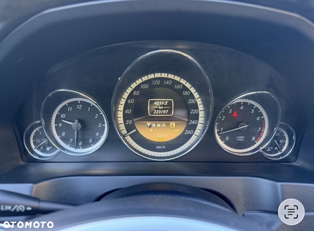 Mercedes-Benz Klasa E 350 7G-TRONIC - 8