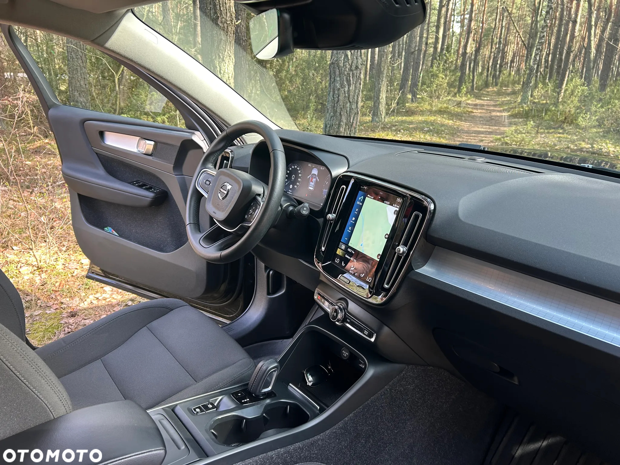 Volvo XC 40 T3 Momentum Pro - 14