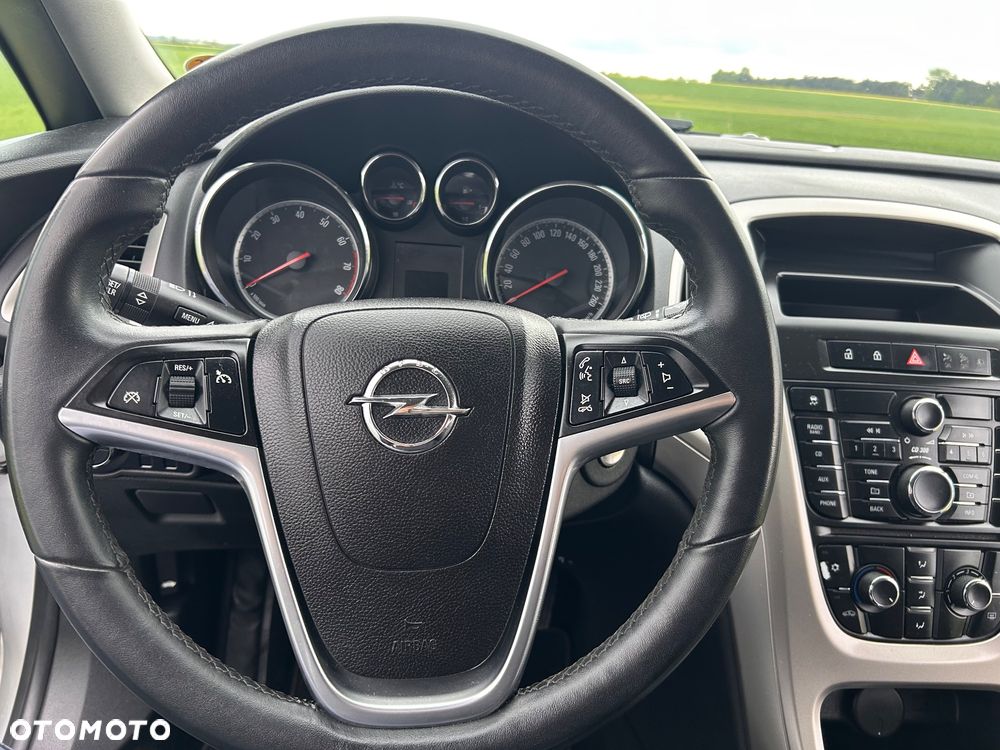 Opel Astra 1.4 T Cosmo - 19