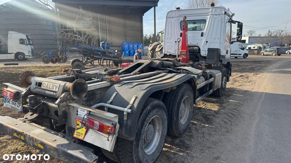 Mercedes-Benz Arocs 2643 - 9