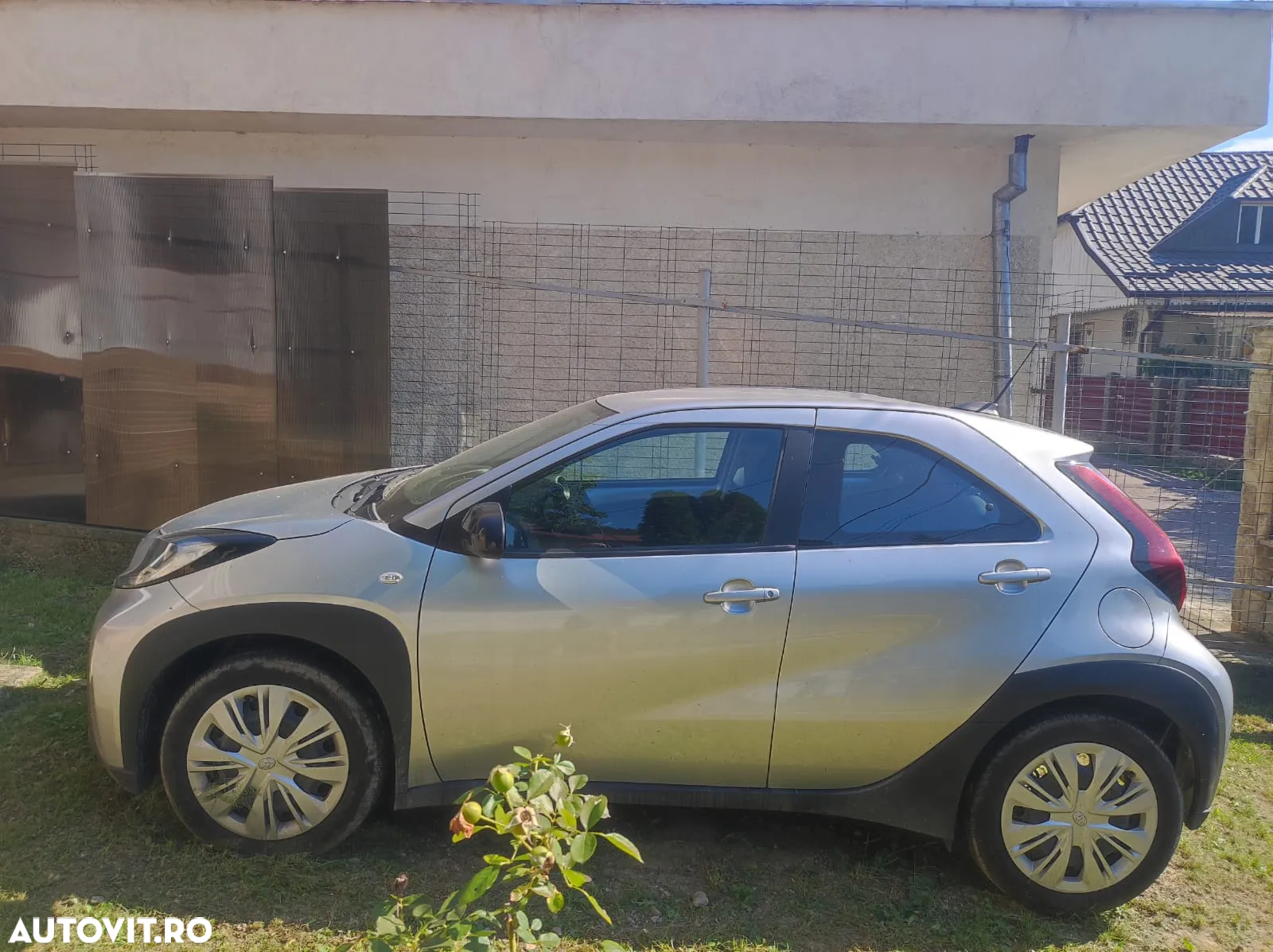 Toyota Aygo 1.0 VVY-I 5 usi X - 2