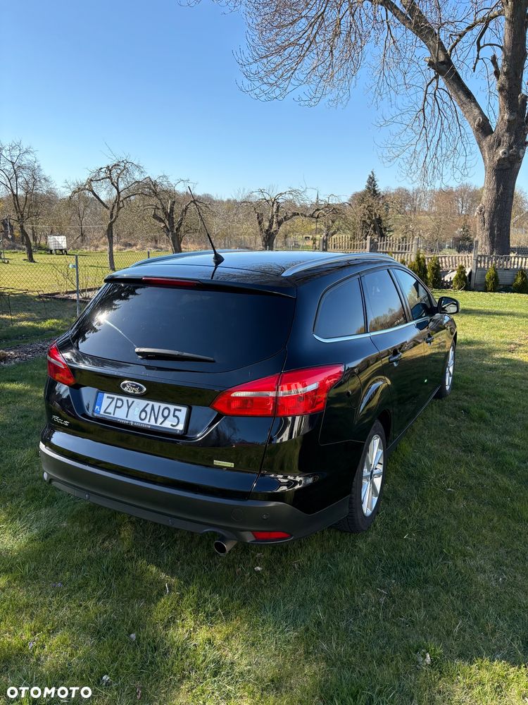 Ford Focus 1.5 EcoBoost Titanium ASS - 3