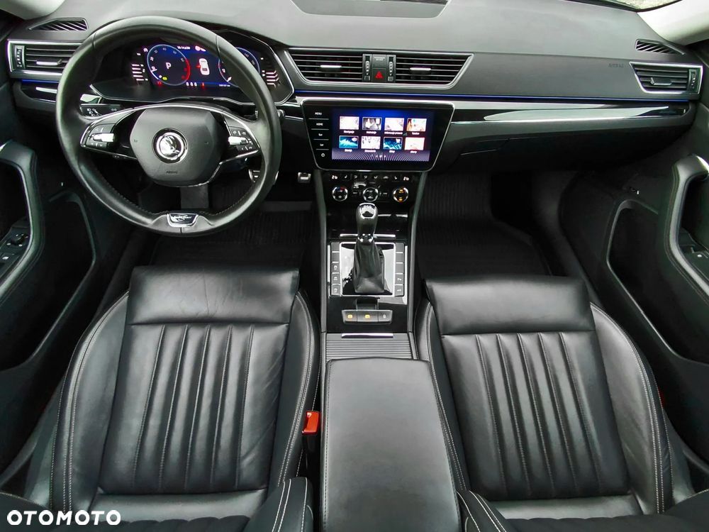 Skoda Superb 2.0 TSI L&K DSG - 8