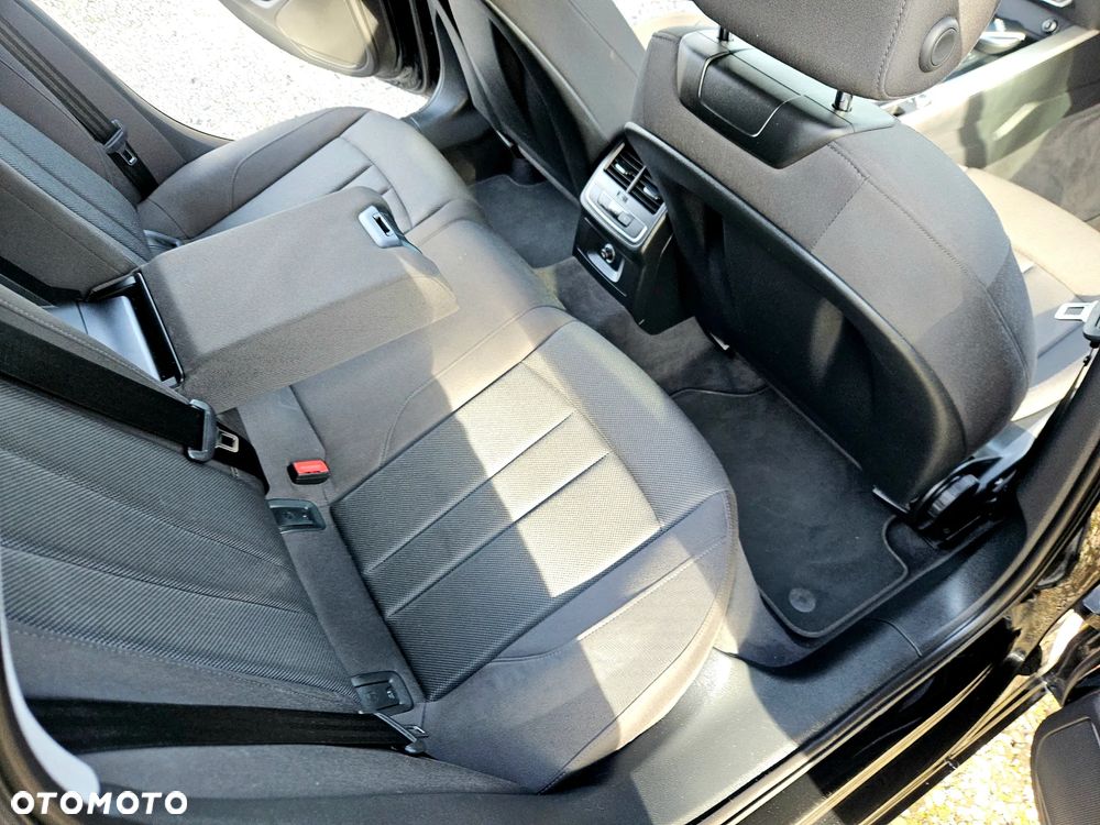 Audi A4 Avant 2.0 TDI S tronic - 24