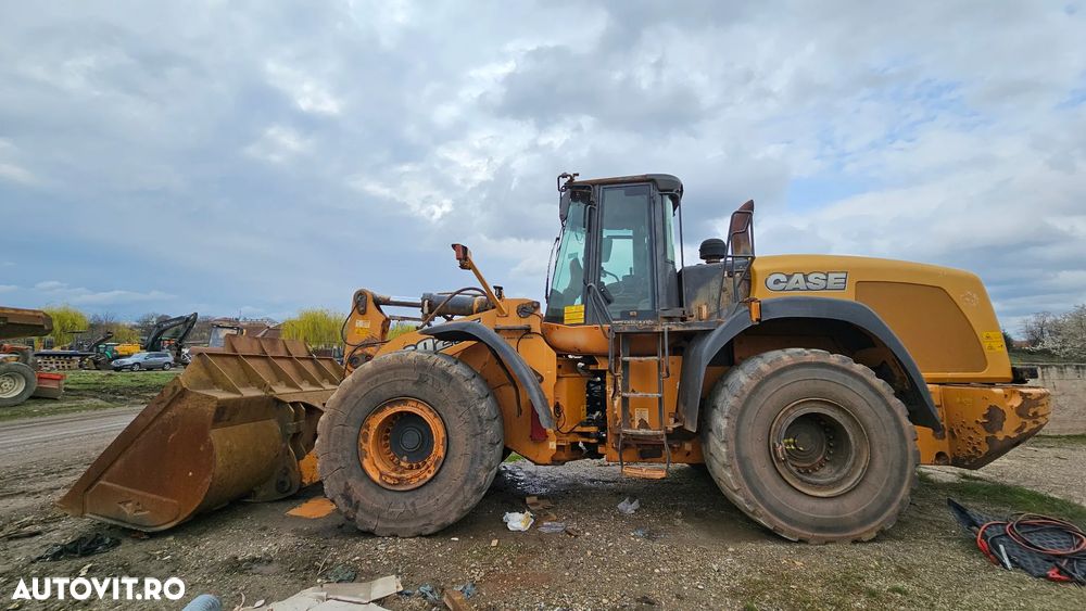 Case 1021F Încărcător frontal - 8