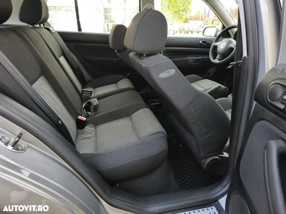 Volkswagen Golf 1.9 TDI - 9