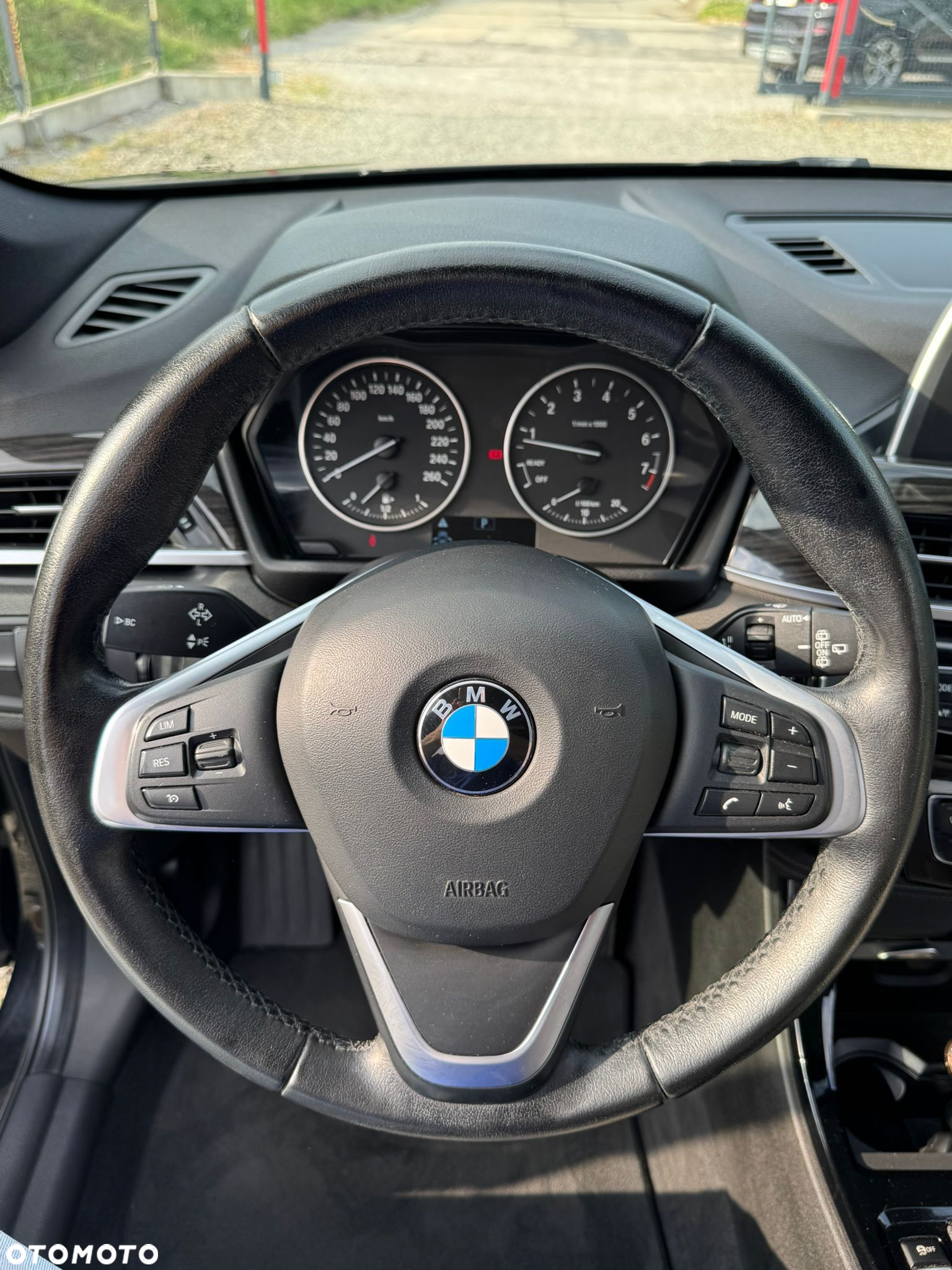 BMW X1 xDrive20i Advantage sport - 19